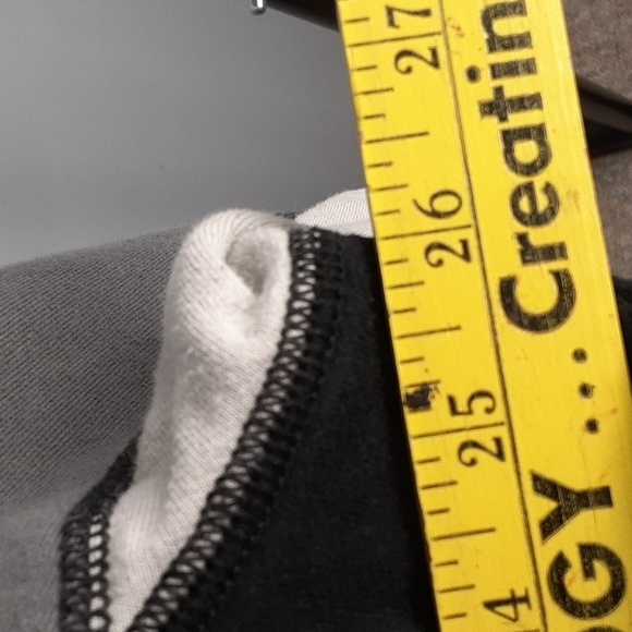 Converse Black Gray Black Colorblock Crewneck Sweater - Picture 4 of 8